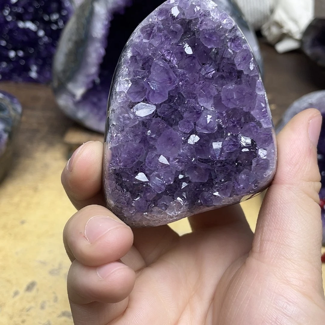 紫晶大型摆件（非配饰）未镶嵌
