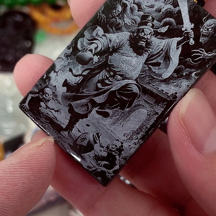 翡翠未镶嵌颈饰先鉴后发一物一证
