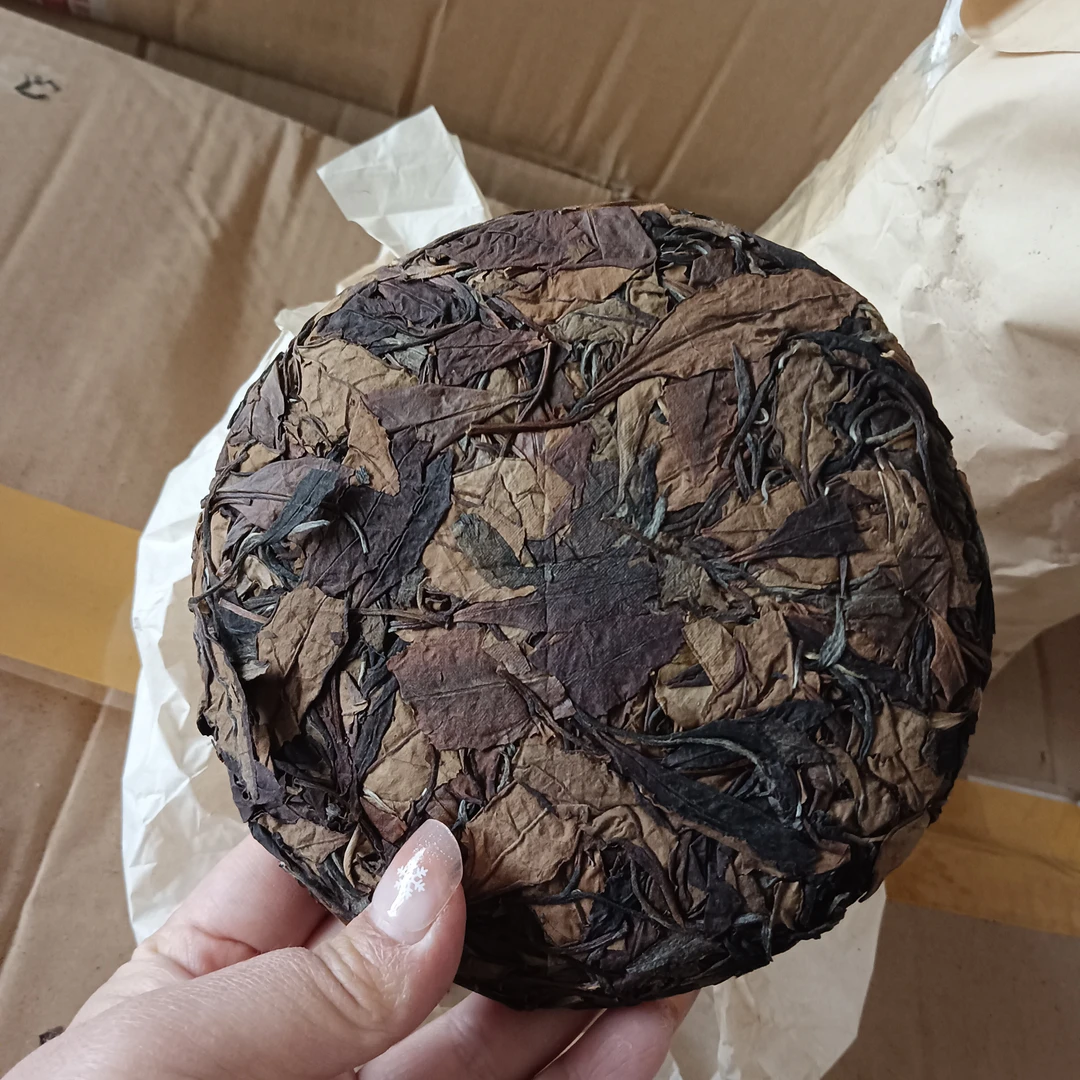 2025年野生白茶饼    云南白茶