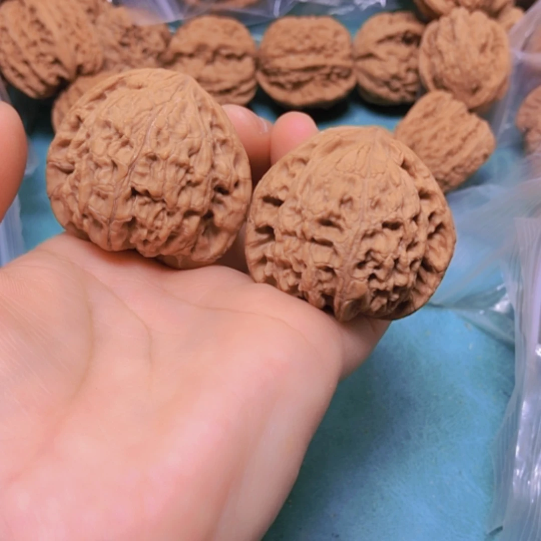 【闪购商品】把件核桃43虎头王全品