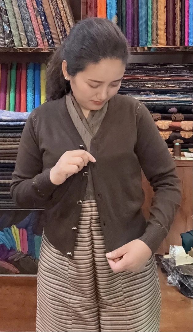 针尖梦新款开衫毛衣