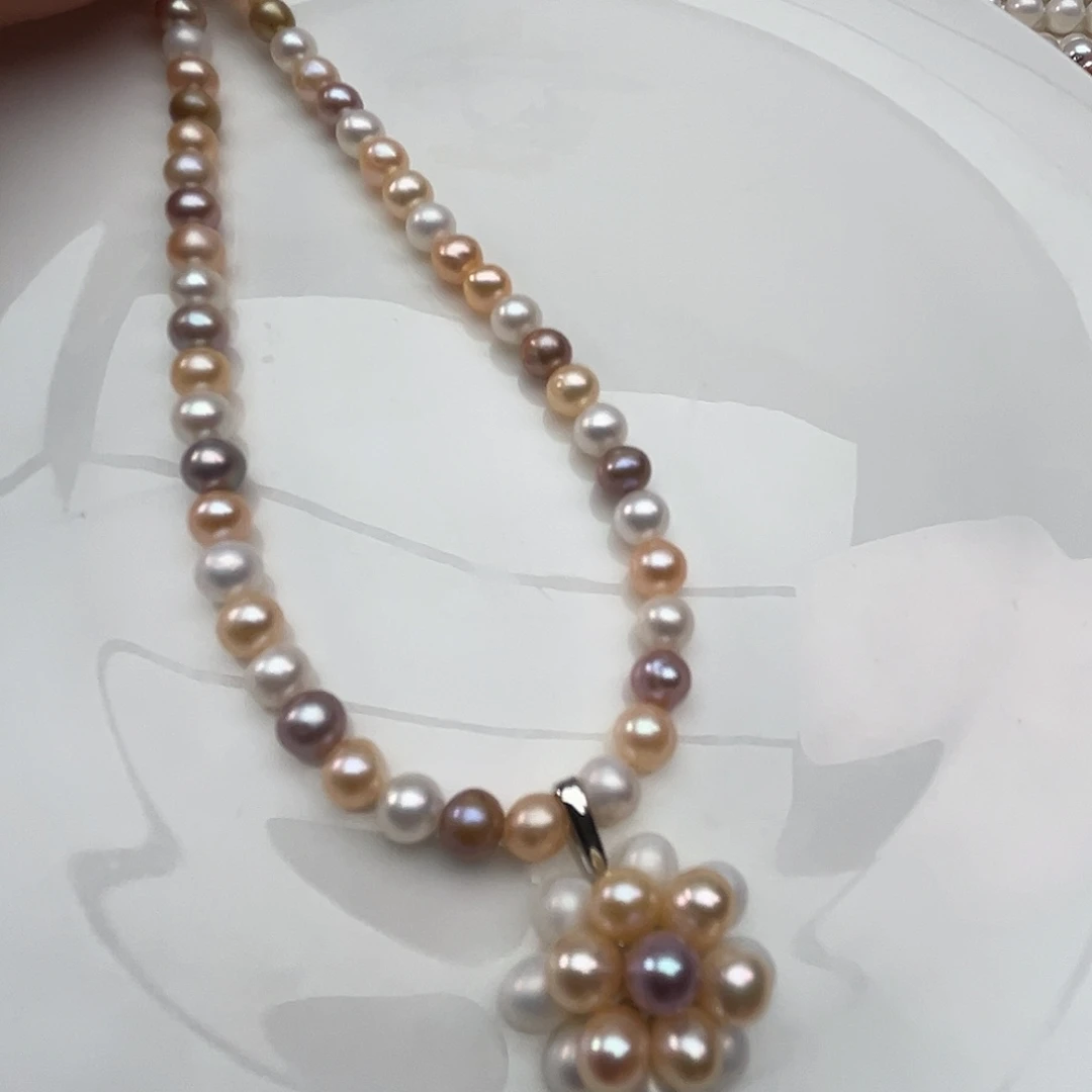 颈饰未镶嵌淡水珍珠