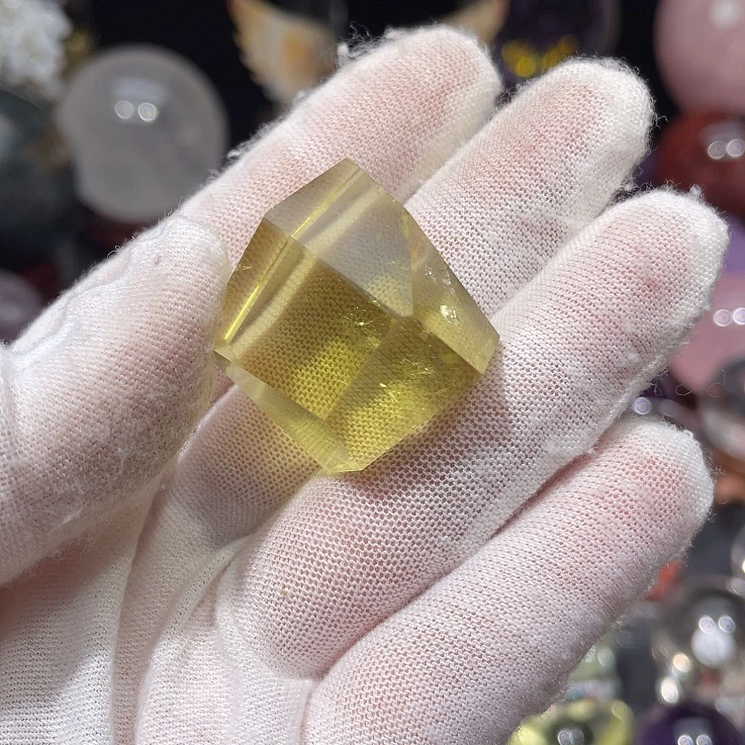 未镶嵌水晶珠宝半成品