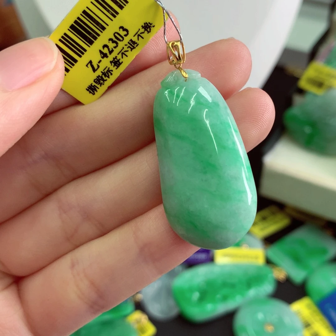 翡翠18K金镶嵌吊坠(不含链)