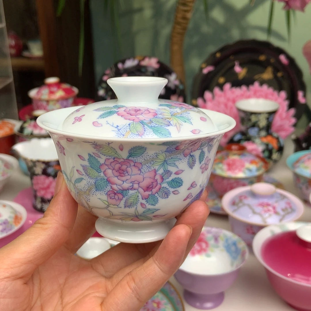月季花盖碗手绘作品