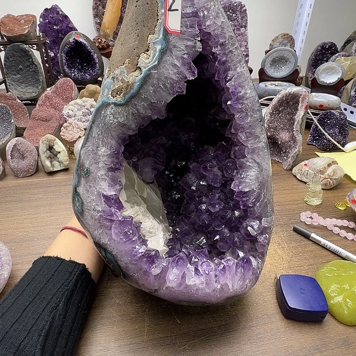 水晶珠宝半成品未镶嵌紫水大牙带晶花带方解大摆件