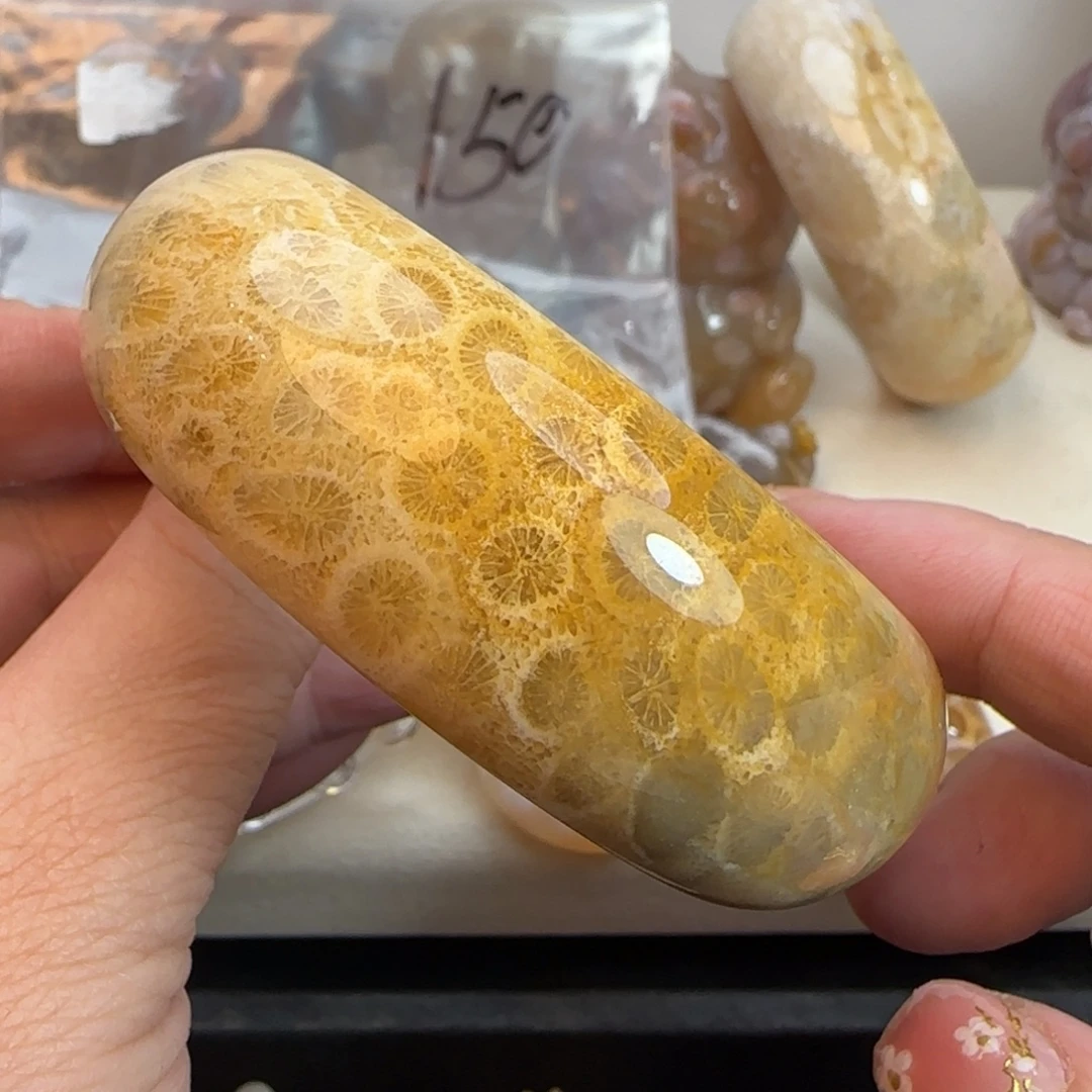 硅化珊瑚（珊瑚玉）未镶嵌吊坠(不含链)