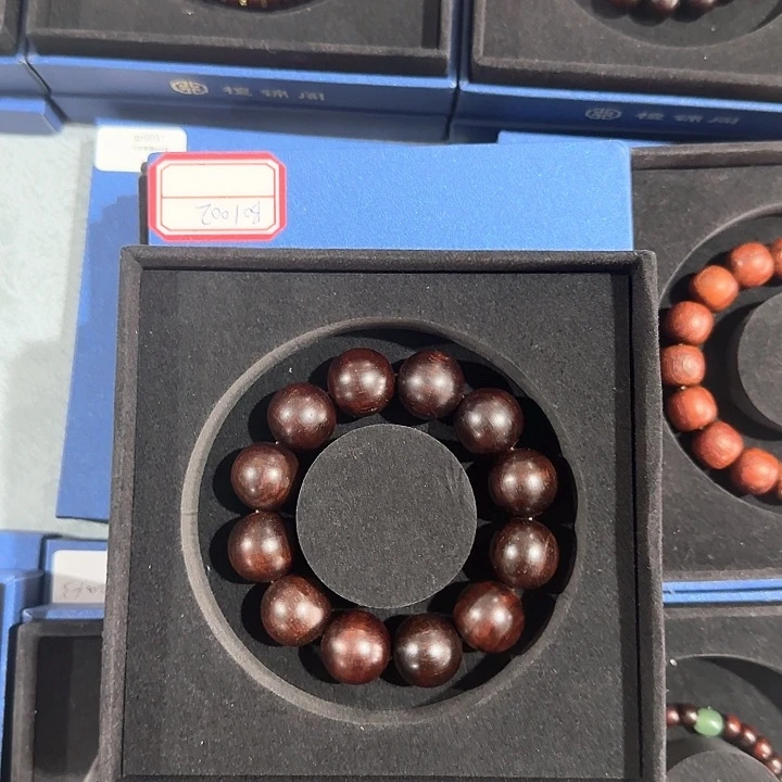 紫檀木类端景台小叶紫檀1.8手串B01002