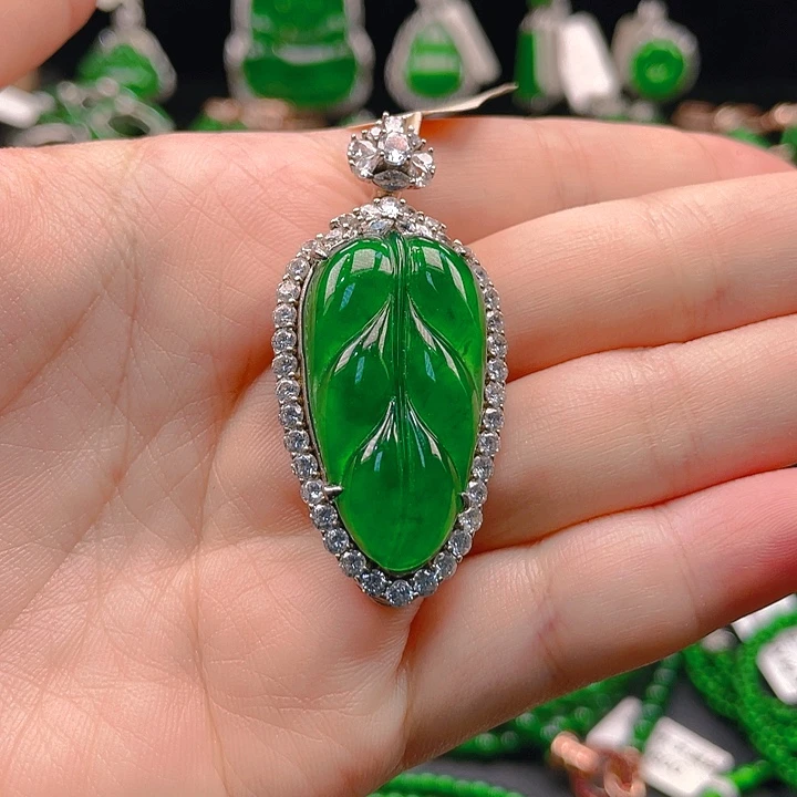 翡翠未镶嵌颈饰1223456