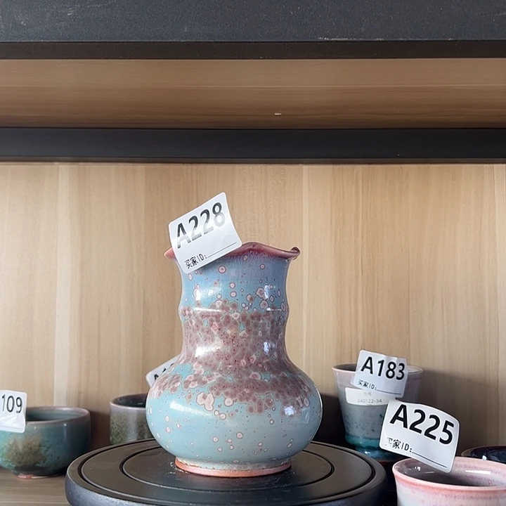 钧瓷杯子钧瓷瓶子
