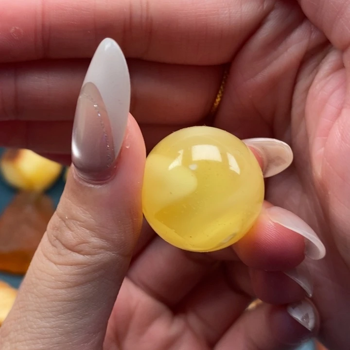 定制琥珀未镶嵌蜜蜡