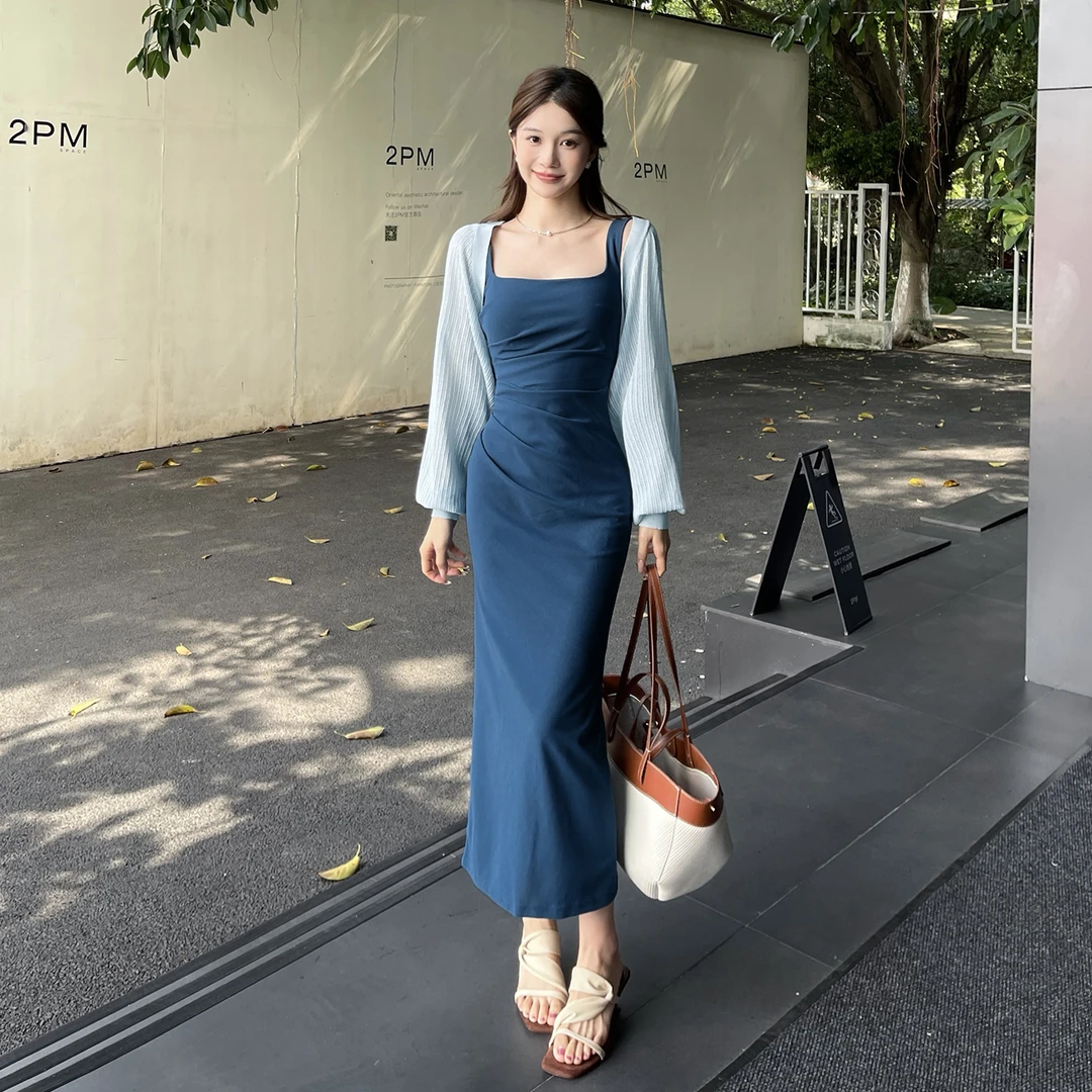 运补6-8 度假方领气质收腰连衣裙女多巴胺修身包臀裙纯色简约长裙