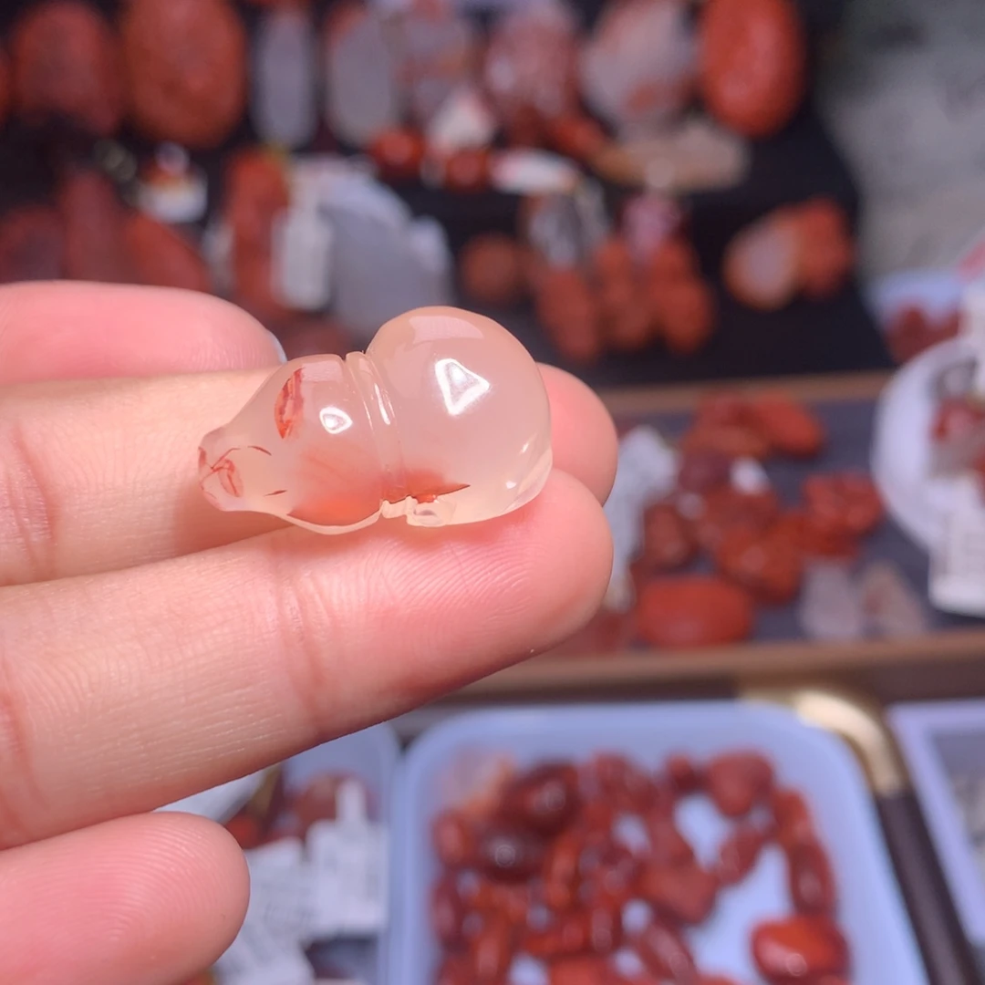 南红玛瑙未镶嵌珠宝半成品飘花葫芦