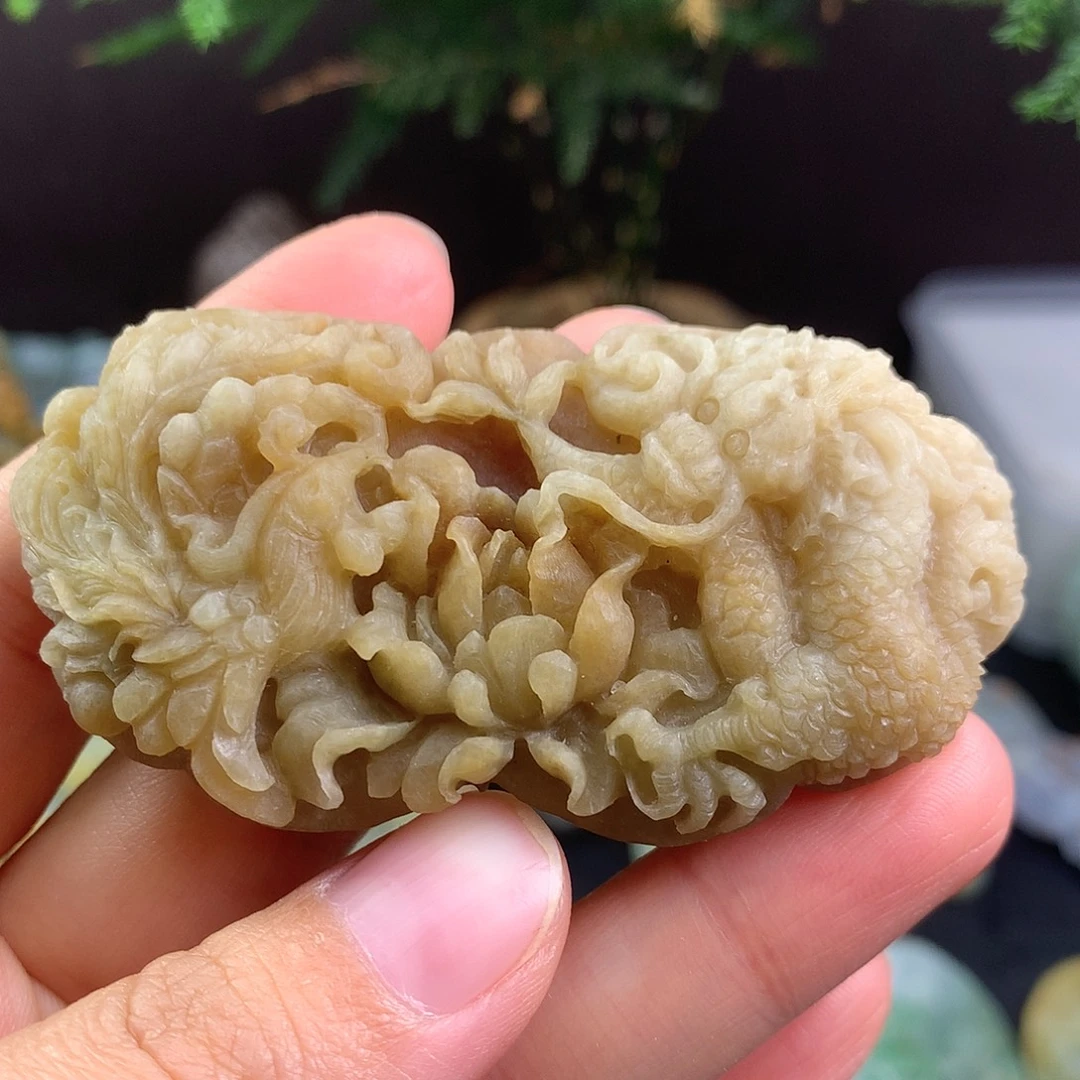 定制翡翠未镶嵌龙凤呈祥