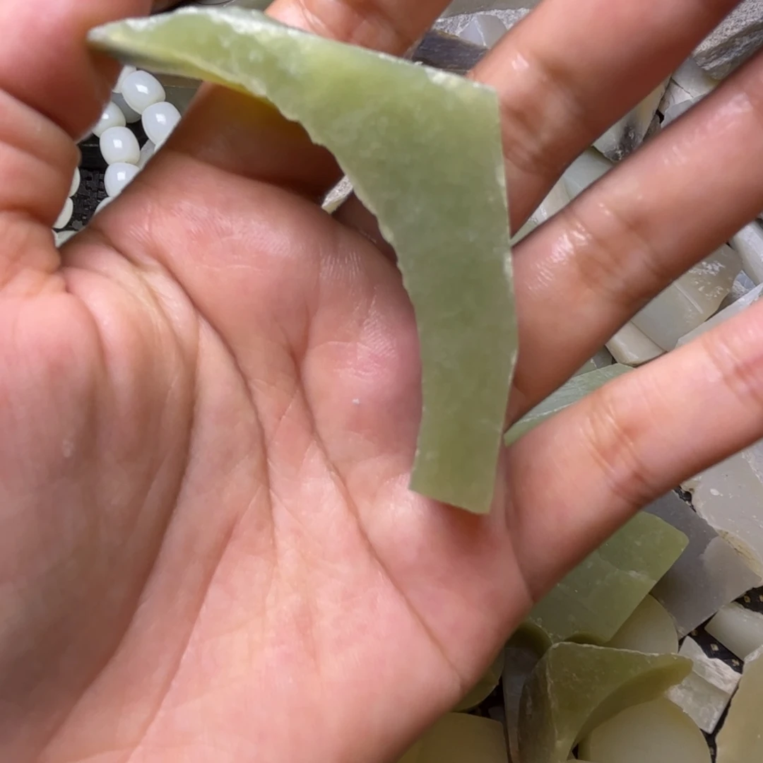 项链未镶嵌和田玉