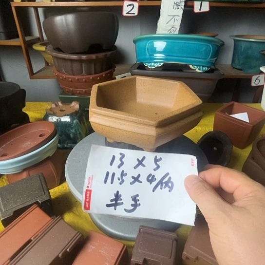 宜兴紫砂六方一个