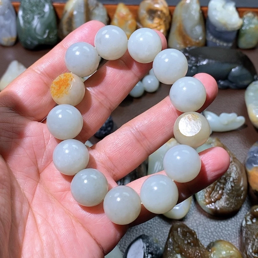 【闪购商品】和田玉颈饰未镶嵌小**子