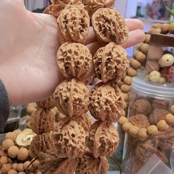 【闪购商品】文玩核桃把件L***u2条盘山手持