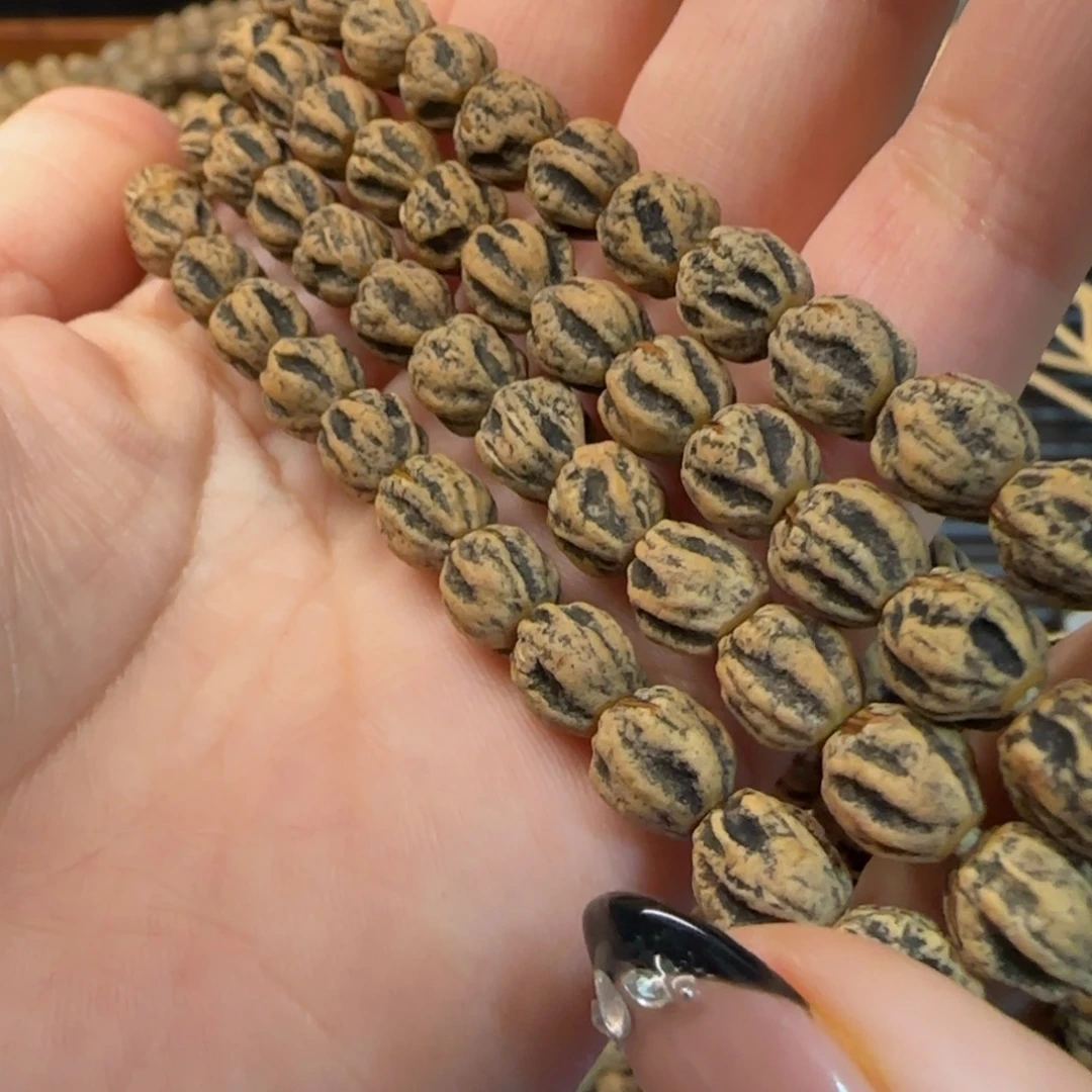 啊***行柏香籽/百香籽吊坠