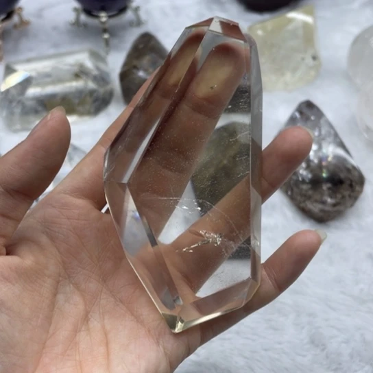 水晶未镶嵌珠宝半成品