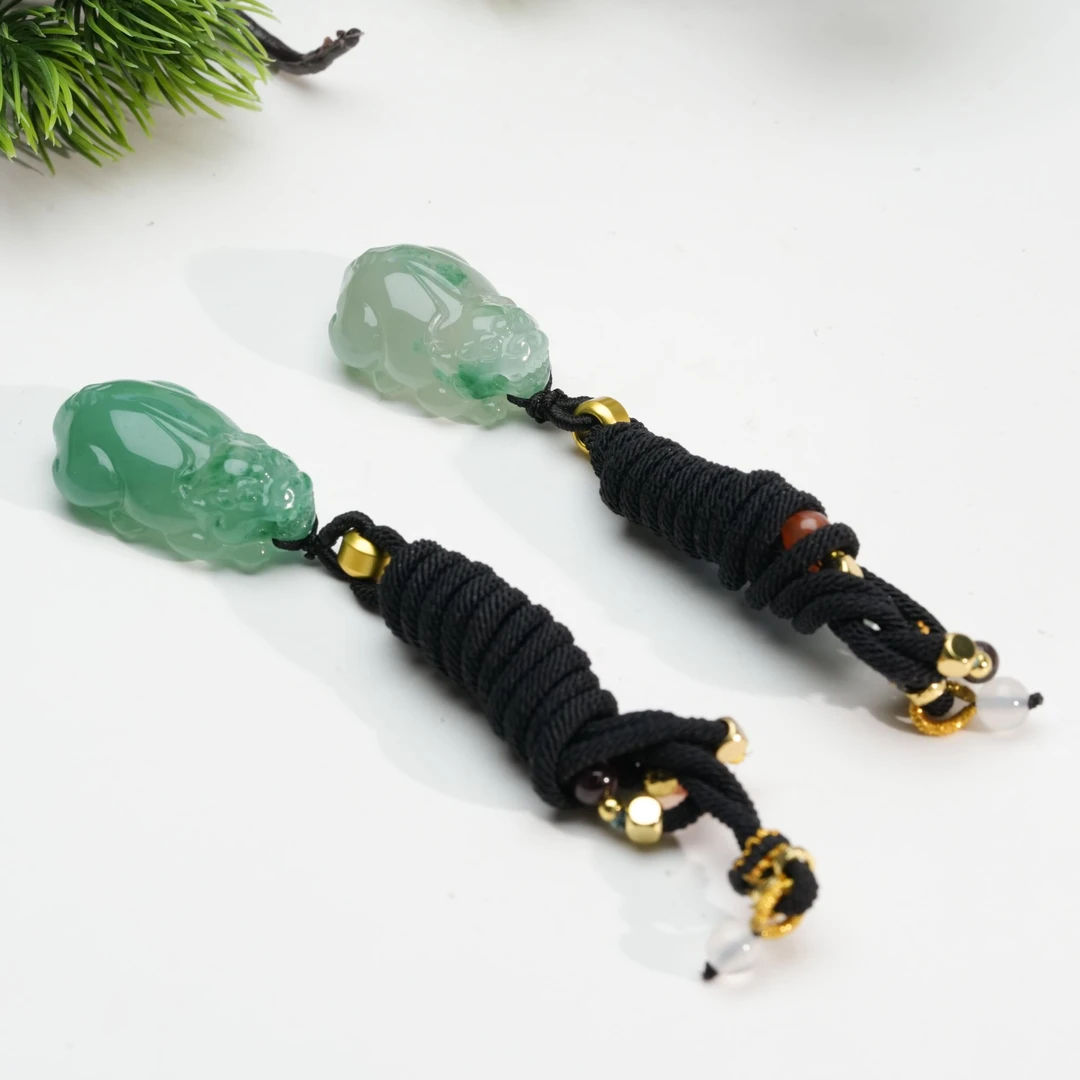 【小北珠宝】非洲翠貔貅吊坠约17*31mm带绳【多样性发一】23-AH33X465