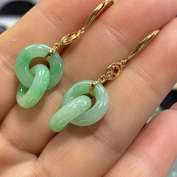 翡翠18K金镶嵌耳饰双环