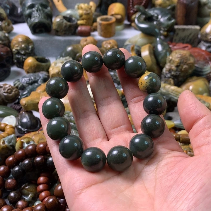 未镶嵌岫岩河磨玉（透闪石质玉）笔搁