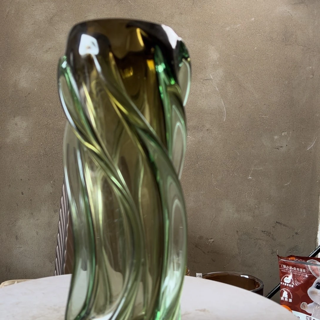 弘扬琉璃花器微瑕高度30