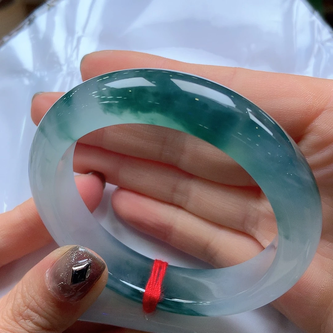 翡翠未镶嵌手镯60