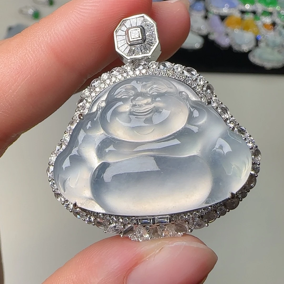 翡翠18K金镶嵌颈饰天然翡翠