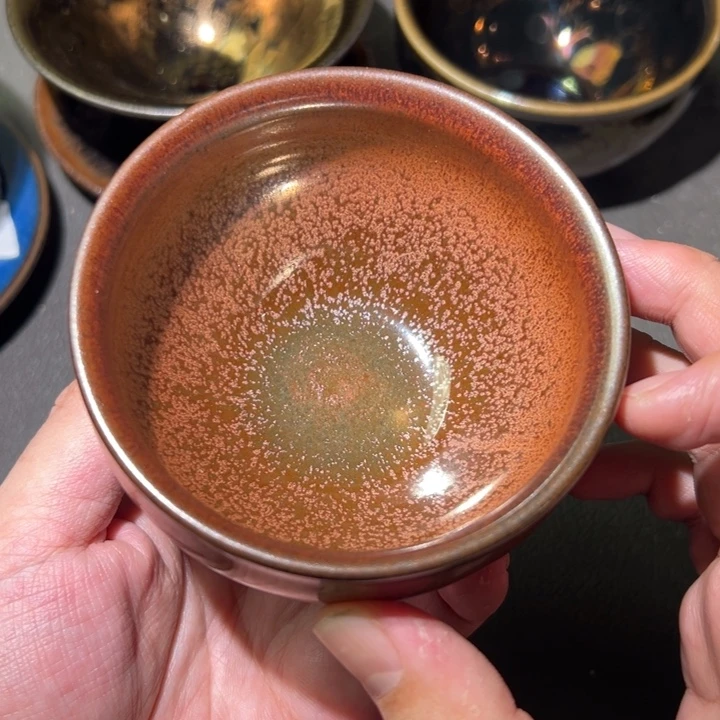茶盏这个时候还没来