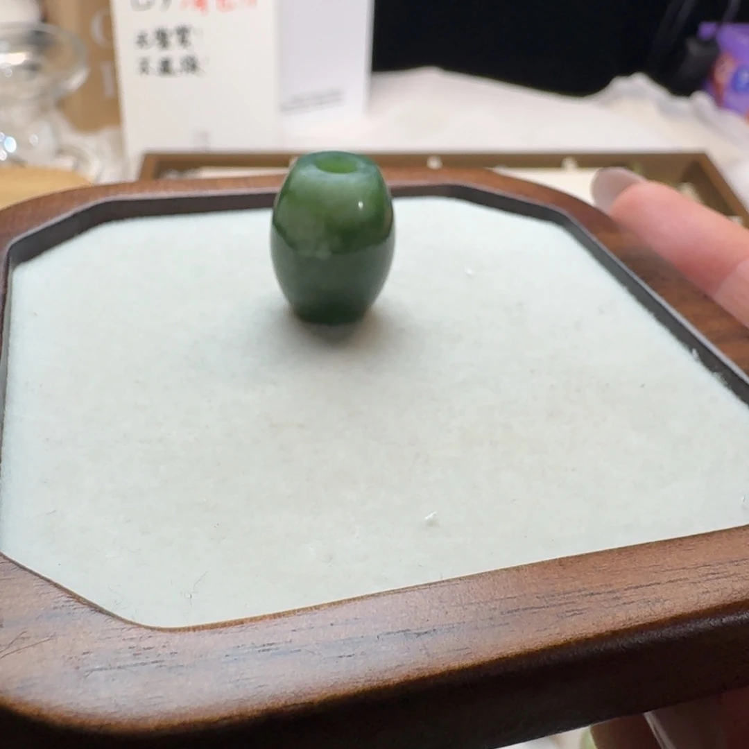 爱***朔未镶嵌戒指和田玉（糖玉）不退换