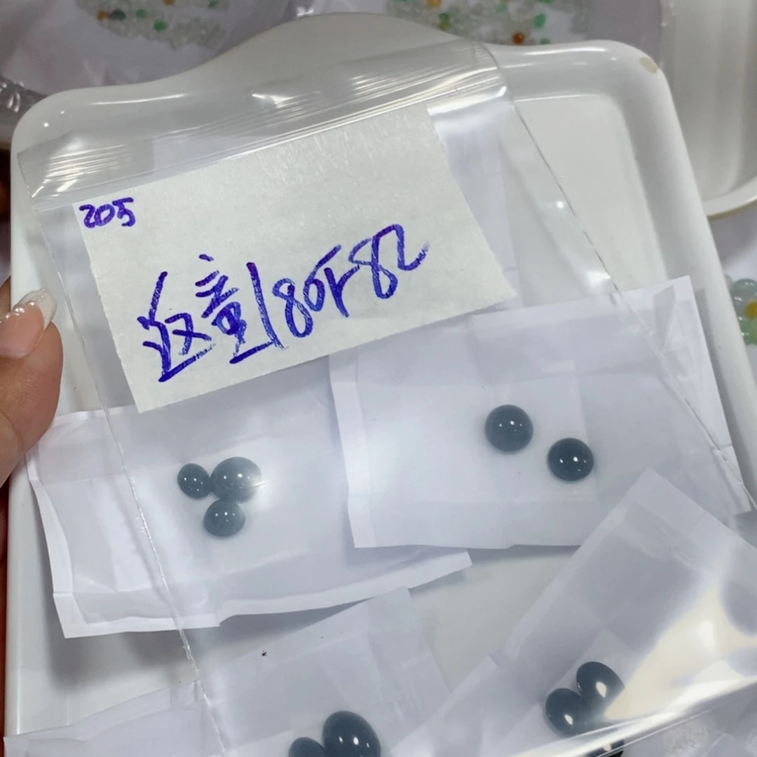 返***長定制翡翠未镶嵌不