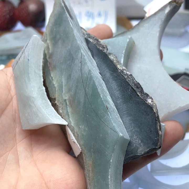 六***姐翡翠未镶嵌颈饰7363