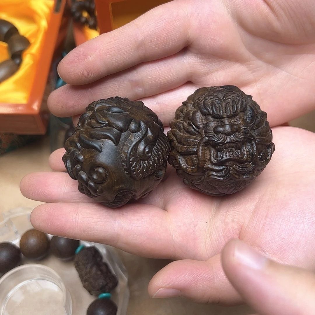 大叶紫檀（黑酸枝木类）