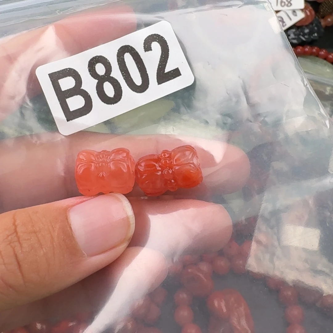 南红玛瑙未镶嵌珠宝奇石