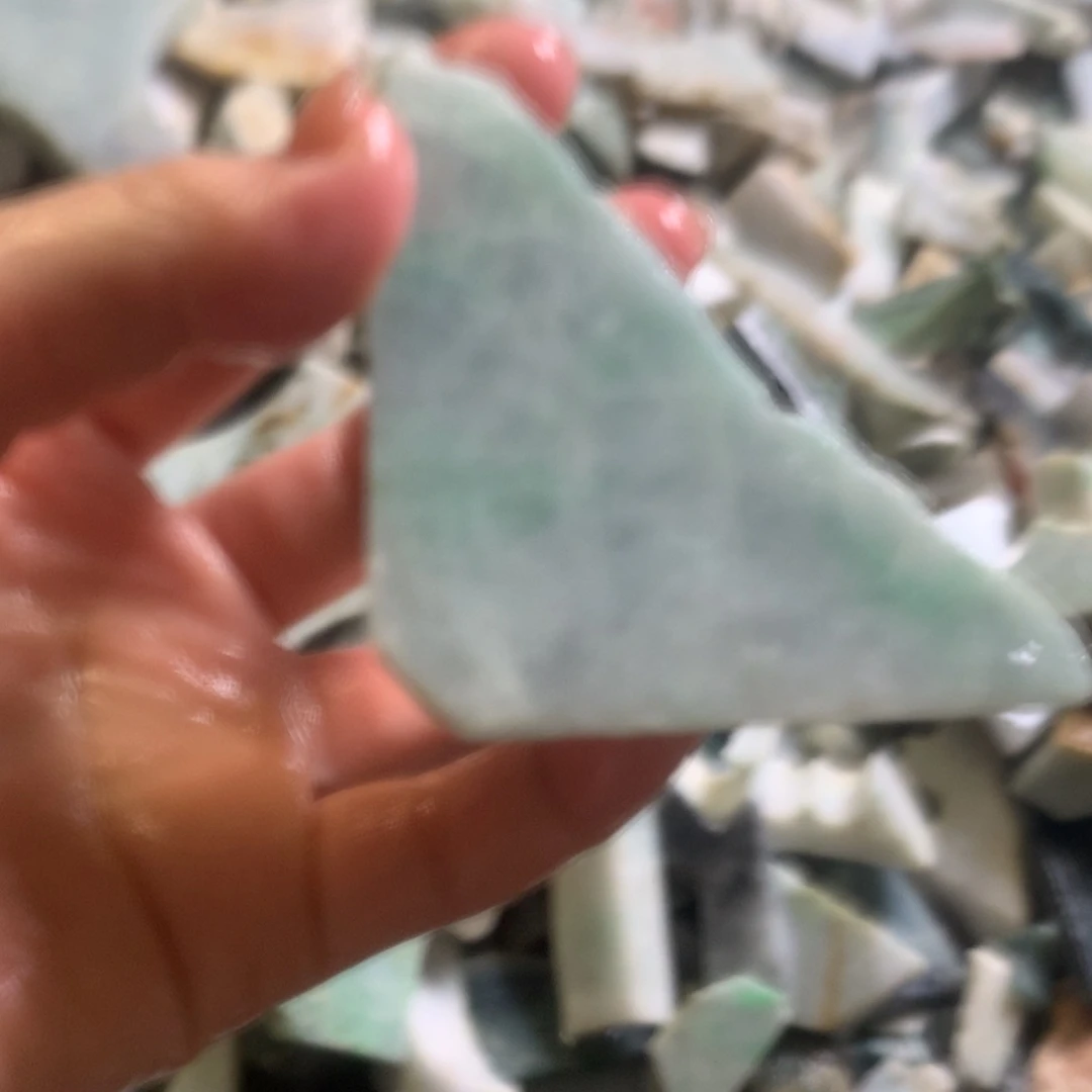 翡翠颈饰未镶嵌缅甸翡翠