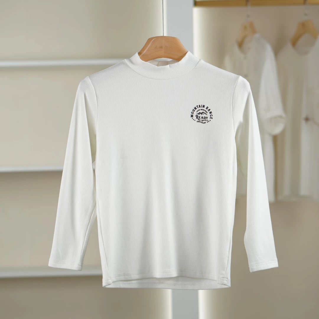 麦迪尚品 一路童行 3120851 春季简约儿童半高领打底上衣童装
