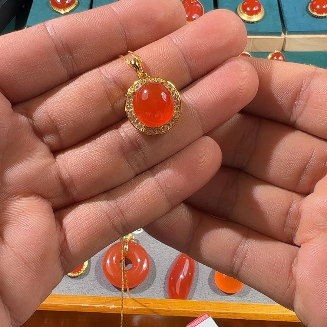 南红玛瑙银S925镶嵌颈饰