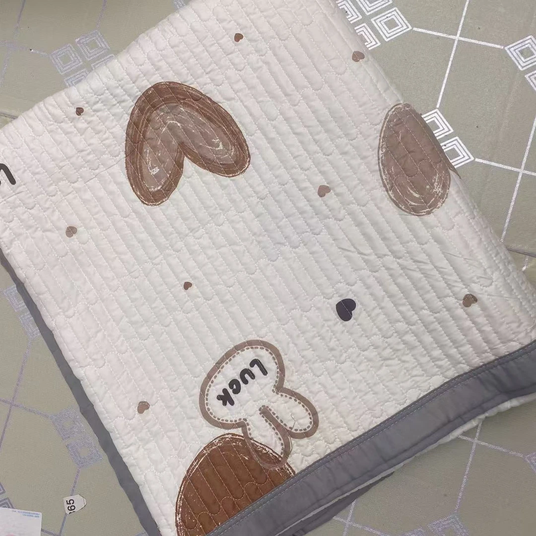 【依然专享浮力】四季亲肤棉床盖【爱心小兔-咖】