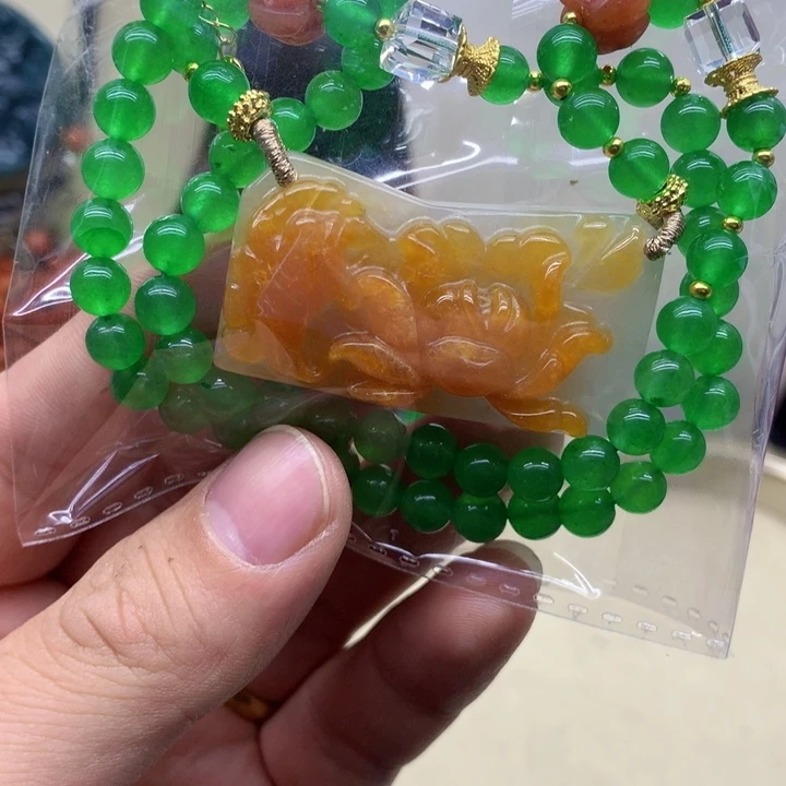 翡翠颈饰未镶嵌吊坠规格