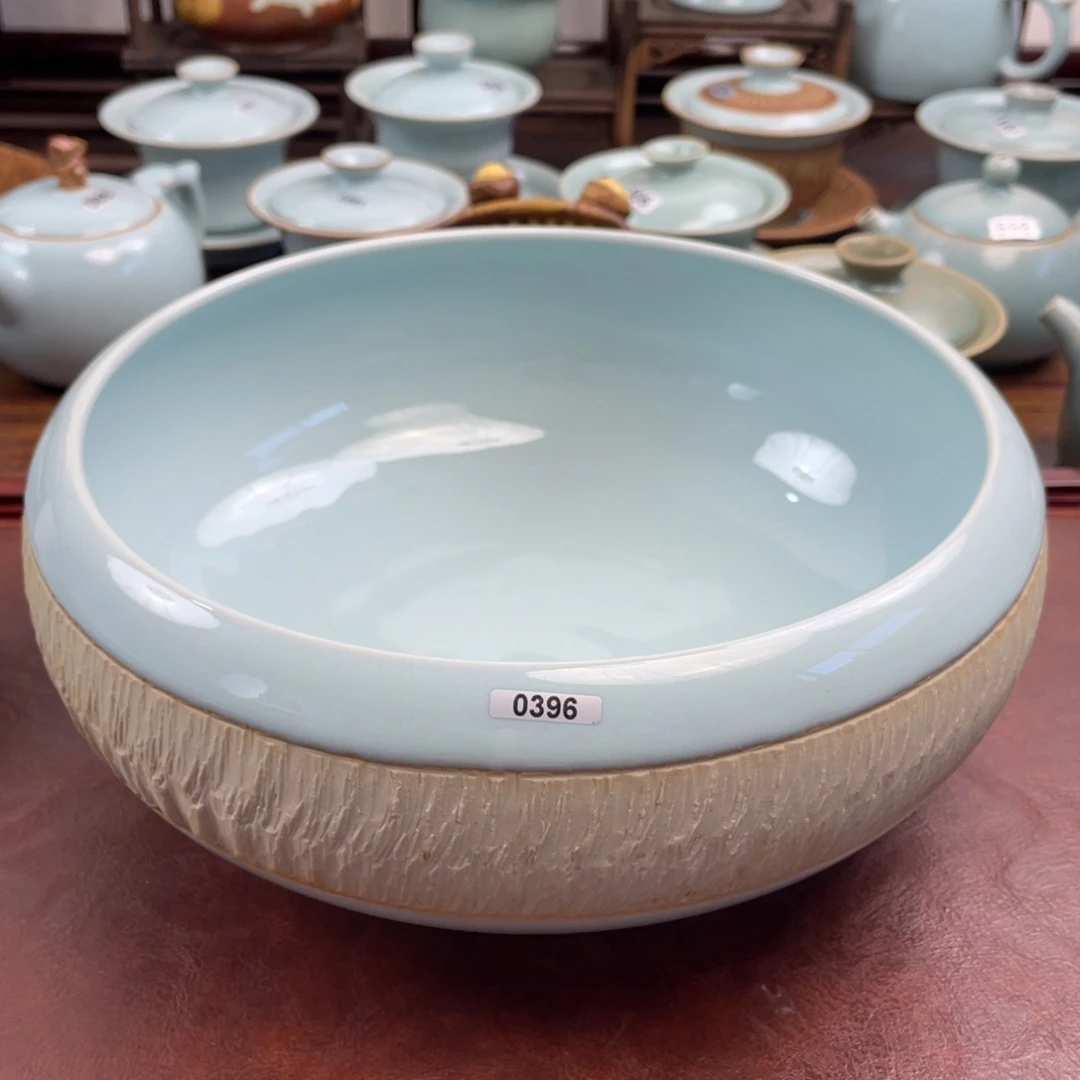 微瑕天青大茶洗………………$