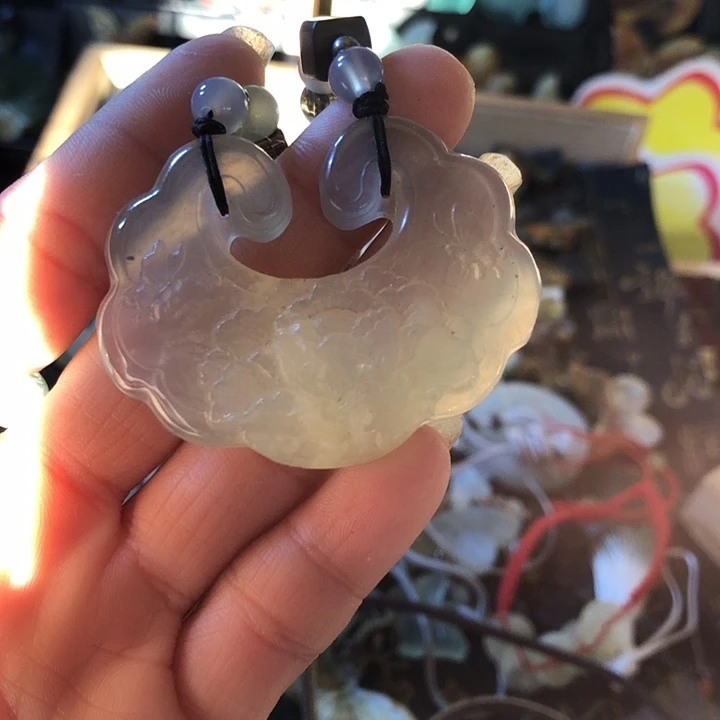 岫玉未镶嵌岫玉挂件