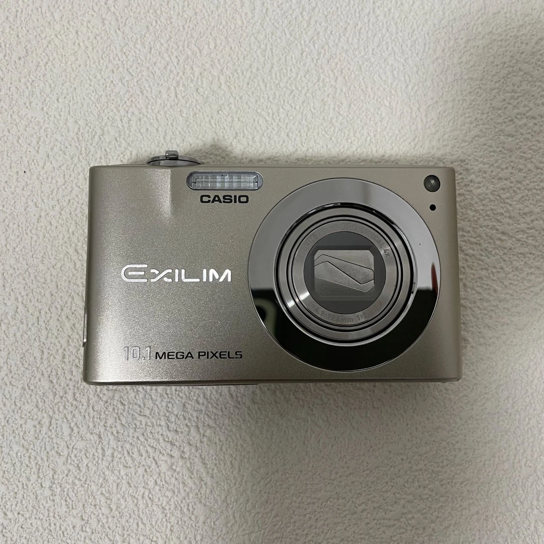 95新 Casio/卡西欧  卡西欧z100 冷白 1010万像素  4倍光学变焦