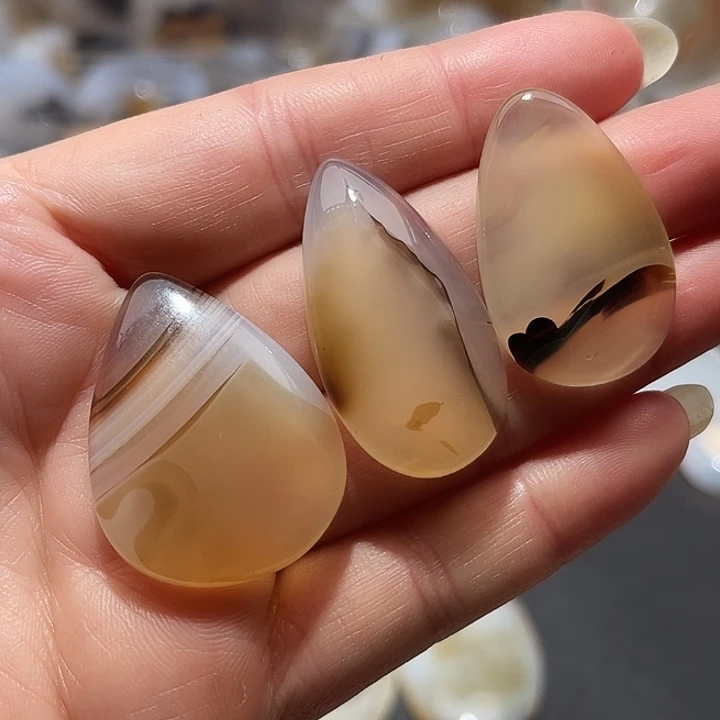 玛瑙/玉髓未镶嵌颈饰