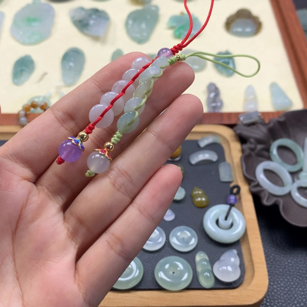 颈饰未镶嵌翡翠手机挂