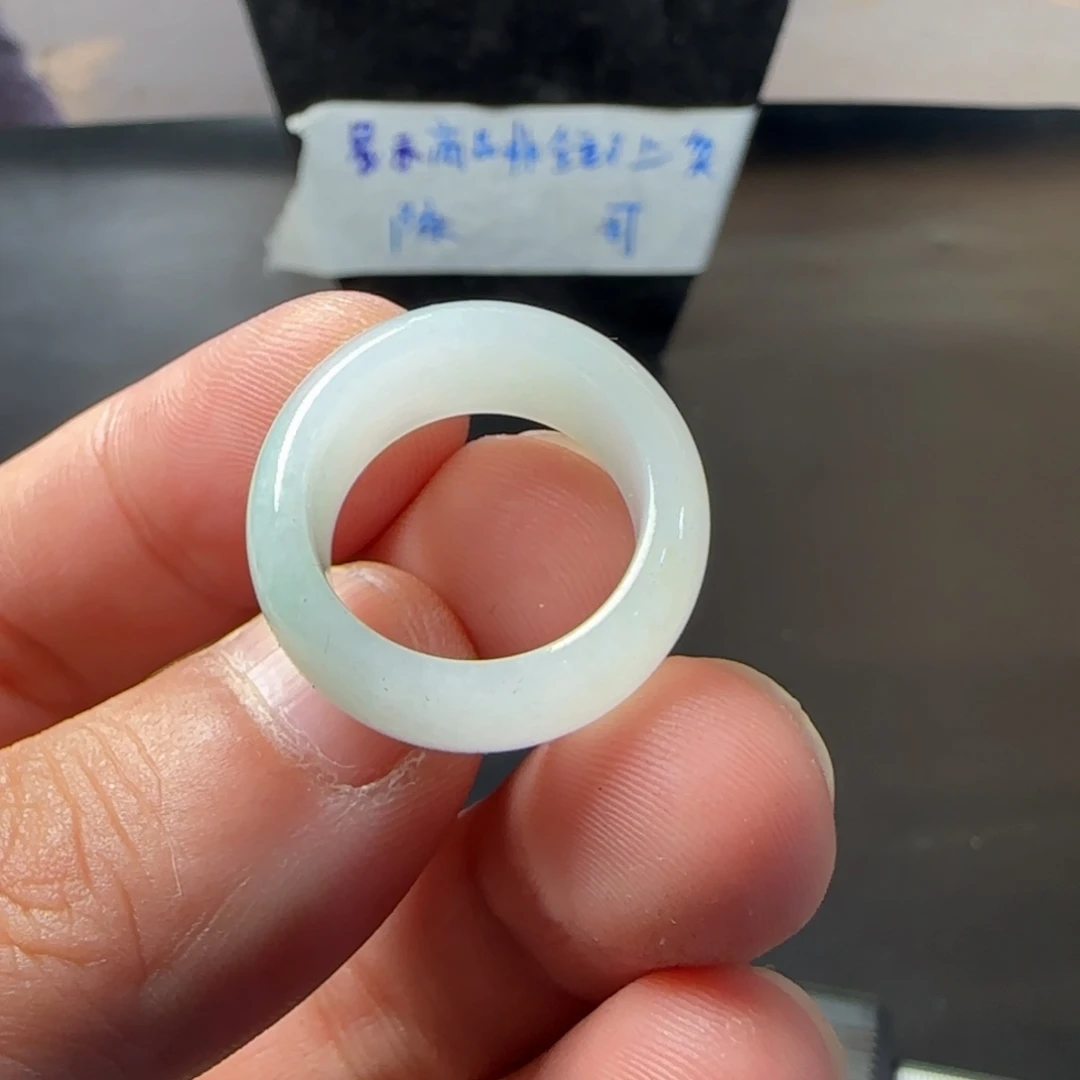 未镶嵌定制翡翠天然