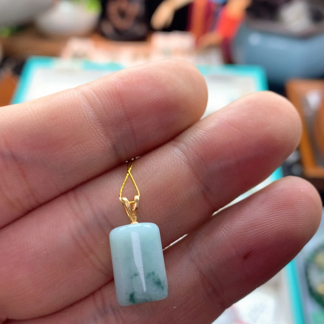 颈饰银S925镶嵌翡翠