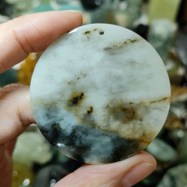 岫玉未镶嵌挂坠款式