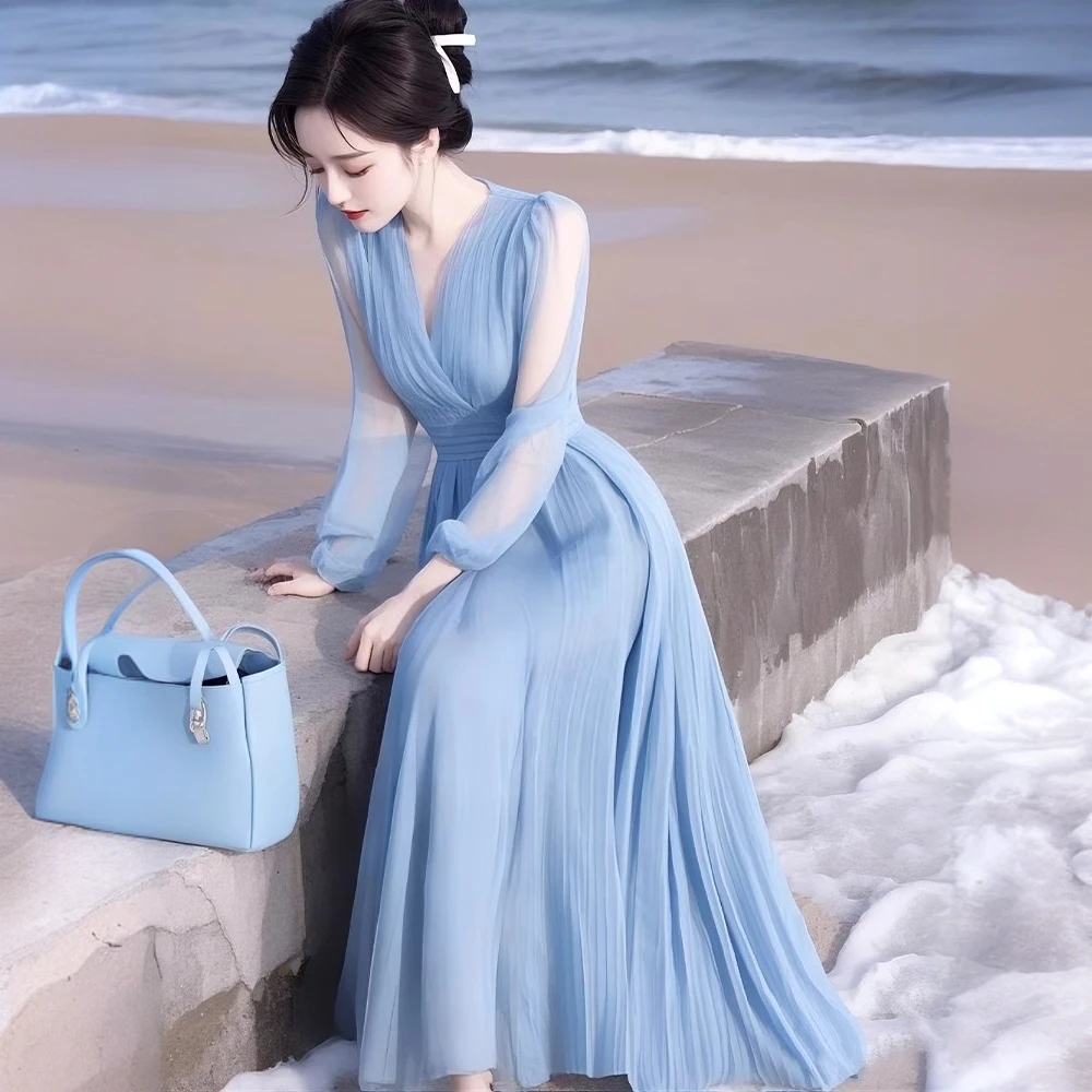 春季风情万种女神范气质高级感沙滩海边度假温柔风蓝色雪纺连衣裙